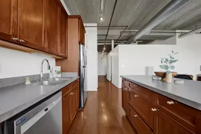 811 W 15th Place #804, Chicago, IL 60608 - Photo 19