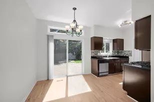 2935 Cedar Glade Dr, Naperville, IL 60564 - Photo 7