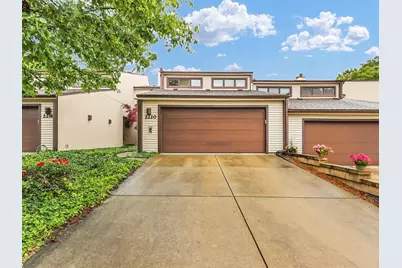 2220 Briar Hill Drive #2220, Champaign, IL 61822 - Photo 1