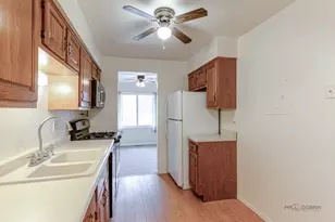 3004 Roberts Dr, Woodridge, IL 60517 - Photo 17