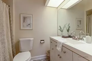 3004 Roberts Dr, Woodridge, IL 60517 - Photo 7