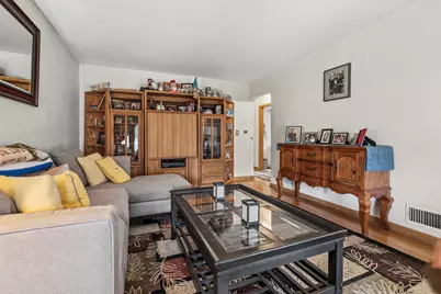 7535 N Octavia Avenue, Chicago, IL 60631 - Photo 3