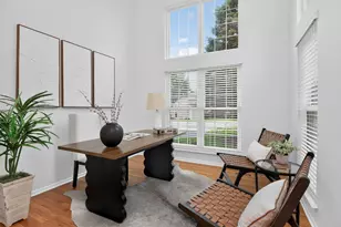 999 Willow St, Itasca, IL 60143 - Photo 5