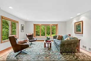 14 Brierwoods Ln, Hawthorn Woods, IL 60047 - Photo 13
