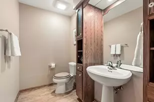 14 Brierwoods Ln, Hawthorn Woods, IL 60047 - Photo 27