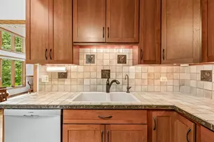 14 Brierwoods Ln, Hawthorn Woods, IL 60047 - Photo 19