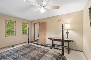 14 Brierwoods Ln, Hawthorn Woods, IL 60047 - Photo 41