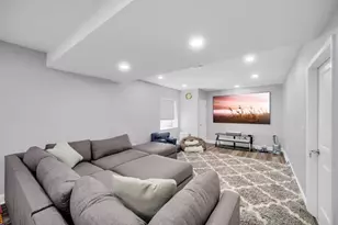 [Address not provided], Naperville, IL 60564 - Photo 33