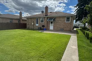 3215 Ernst St, Franklin Park, IL 60131 - Photo 15