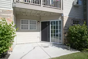 1548 W Sand Bar Ct, Round Lake Beach, IL 60073 - Photo 11