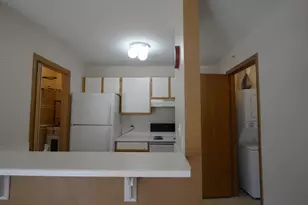 1548 W Sand Bar Ct, Round Lake Beach, IL 60073 - Photo 5