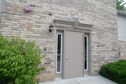 1548 W Sand Bar Court #1G, Round Lake Beach, IL 60073 - Photo 1