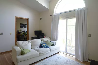 1574 W Crystal Rock Court #3C, Round Lake Beach, IL 60073 - Photo 5