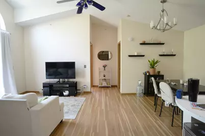 1574 W Crystal Rock Court #3C, Round Lake Beach, IL 60073 - Photo 3