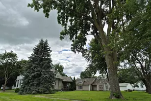 304 N Central Ave, Ladd, IL 61329 - Photo 29