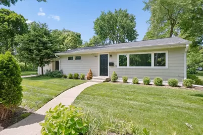 900 Isabella Street, Wilmette, IL 60091 - Photo 1