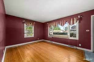 705 W Dearborn St, Plano, IL 60545 - Photo 3
