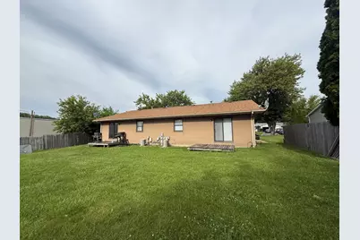 803 Pine Grove Avenue, Gurnee, IL 60031 - Photo 3