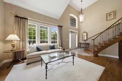 703 Fieldstone Court, Inverness, IL 60010 - Photo 3