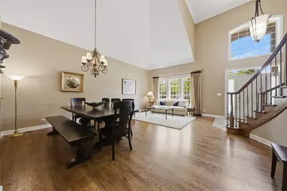 703 Fieldstone Court, Inverness, IL 60010 - Photo 5