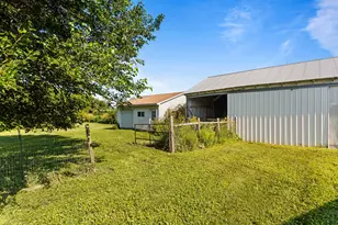3511 N Rising Rd, Champaign, IL 61822 - Photo 7