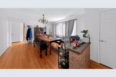 7941 Karlov Avenue, Skokie, IL 60076 - Photo 9