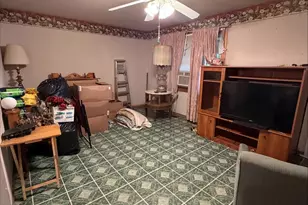 8620 S Baltimore Ave, Chicago, IL 60617 - Photo 3