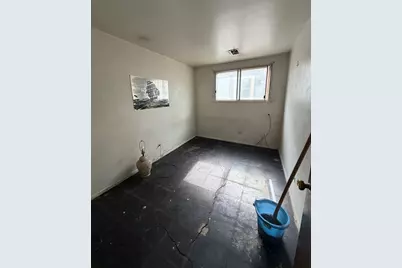 8620 S Baltimore Avenue, Chicago, IL 60617 - Photo 11