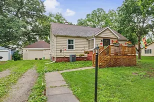 406 S 4th St, Saint John, IL 61873 - Photo 3
