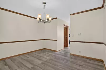 1585 Marshfield Drive, Rockford, IL 61107 - Photo 7