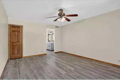 1585 Marshfield Drive, Rockford, IL 61107 - Photo 25