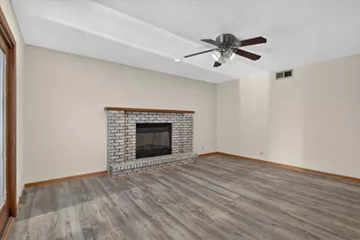 1585 Marshfield Drive, Rockford, IL 61107 - Photo 15