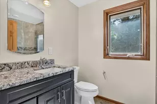1585 Marshfield Dr, Rockford, IL 61107 - Photo 21