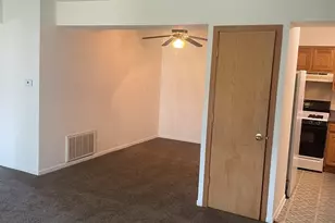 4821 W 109th St, Oak Lawn, IL 60453 - Photo 3