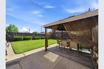 1549 N 22nd Avenue, Melrose Park, IL 60160 - Photo 29
