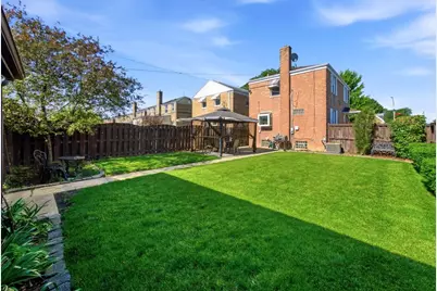 1549 N 22nd Avenue, Melrose Park, IL 60160 - Photo 27