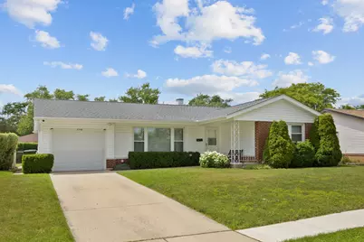 1116 Maple Lane, Elk Grove Village, IL 60007 - Photo 1