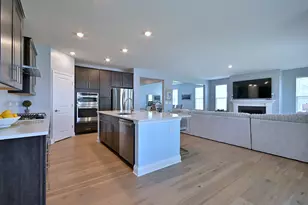 1174 Larswood Ln, Crystal Lake, IL 60012 - Photo 13