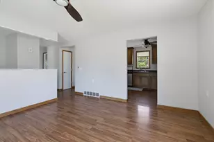 614 6th St, Colona, IL 61241 - Photo 9
