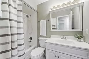 117 Dunham Pl Common, Saint Charles, IL 60174 - Photo 23