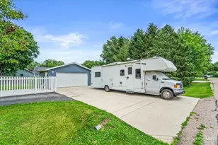 883 Holiday Dr, Lake Holiday, IL 60548 - Photo 25