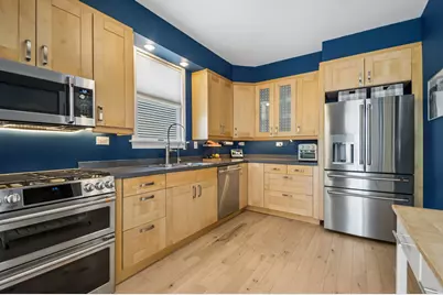 4626 N Kilbourn Avenue, Chicago, IL 60630 - Photo 7