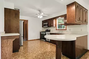 41 E Larkspur Ln, Bristol, IL 60512 - Photo 7