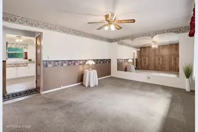 526 67th Place, Willowbrook, IL 60527 - Photo 7