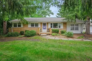 526 67th Pl, Willowbrook, IL 60527 - Photo 1