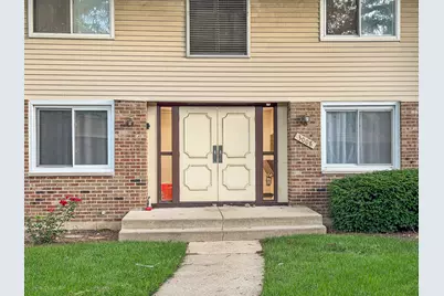3008 Roberts Drive #7, Woodridge, IL 60517 - Photo 1