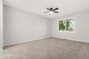 3008 Roberts Dr, Woodridge, IL 60517 - Photo 15