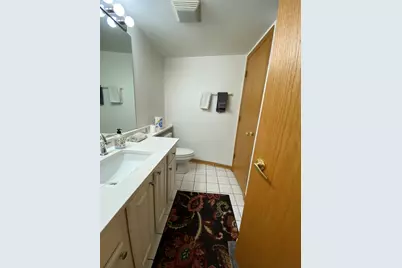 865 W Buckingham Place #207, Chicago, IL 60657 - Photo 17
