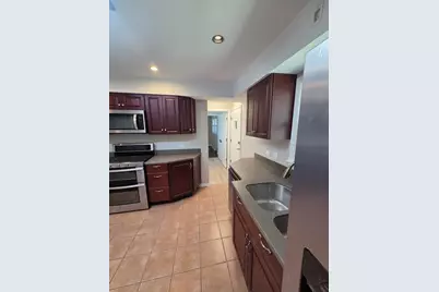 668 Lee Drive, Crystal Lake, IL 60014 - Photo 9