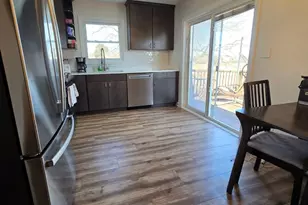 831 W Heritage Dr, Addison, IL 60101 - Photo 5